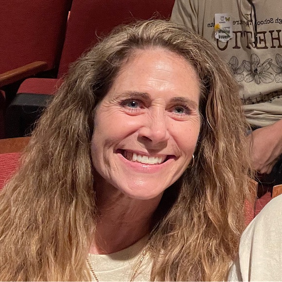 Meet your Posher, Leslie - Picture 1 of 1